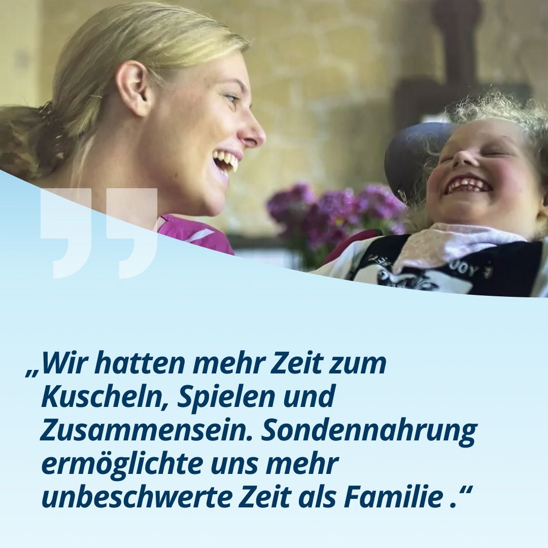 Dank der Frebini-Ernährungsunterstützung von Fresubin sagt Lenis Familie: „Wir haben mehr Zeit gewonnen, um zu kuscheln, zu spielen und einfach nur zusammen zu sein. Die Sondenernährung hat uns diese ganz normalen Familienmomente zurückgegeben.“ 