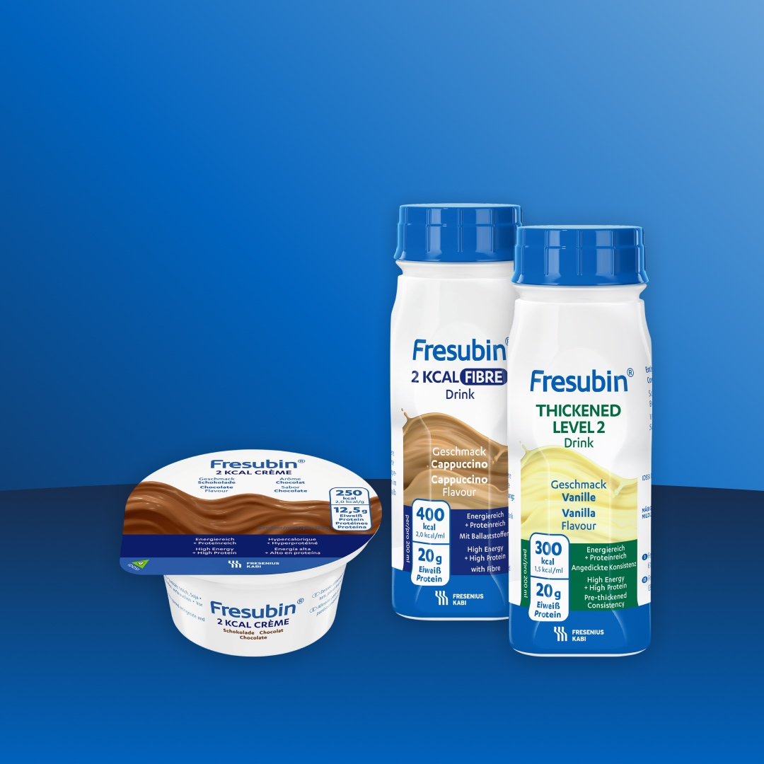 La gamme Fresubin est conçue pour répondre à divers besoins, notamment avec une alimentation par sonde à base végétale, une crème à 2 kcal au goût de chocolat, une boisson riche en fibres à 2 kcal au goût de cappuccino et une boisson épaissie de niveau 2 au goût de vanille, afin de vous aider à trouver la solution qui vous convient le mieux. 