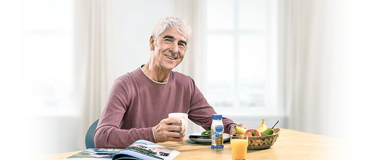John having breakfast