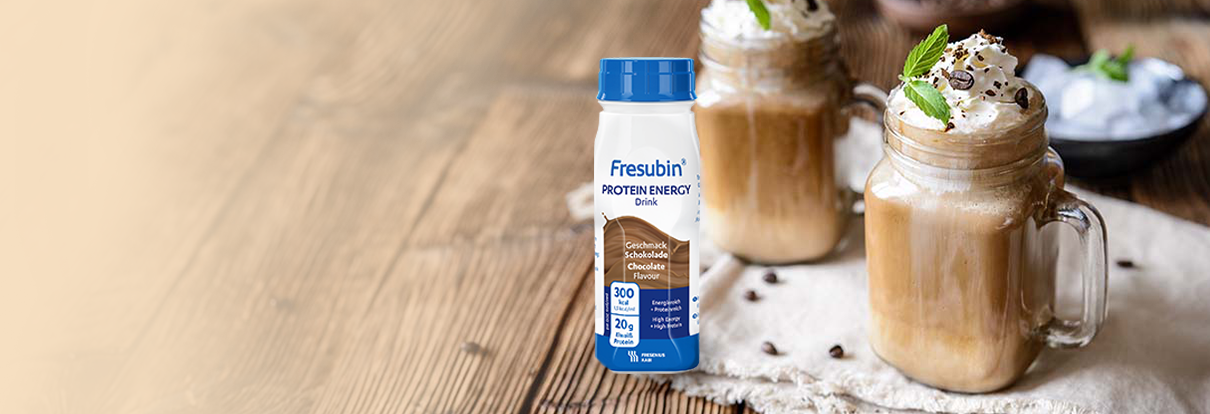 Eiskalte Erfrischung mit der Eisschokolade mit Espresso. Ein Rezept mit dme Fresubin Protein Energy Drink Schokolade. 