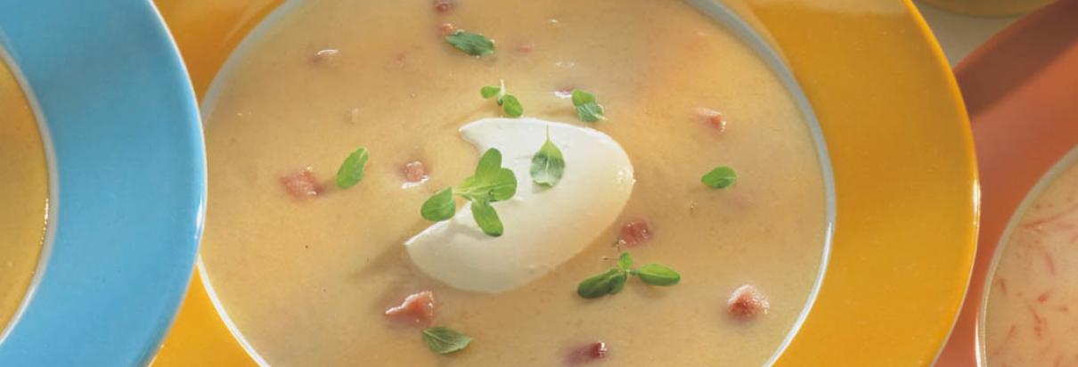 Potato soup with majoram