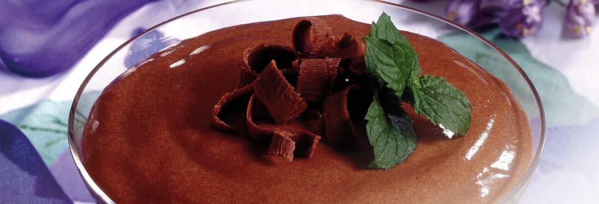 Festive chocolate cream